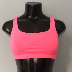 Lululemon sports bra size 4